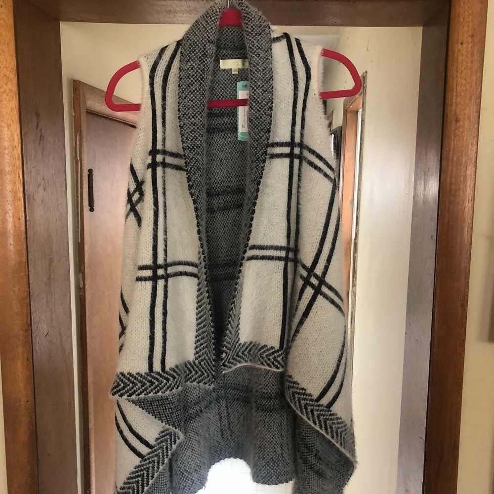 Perrie plaid sleeveless cardigan